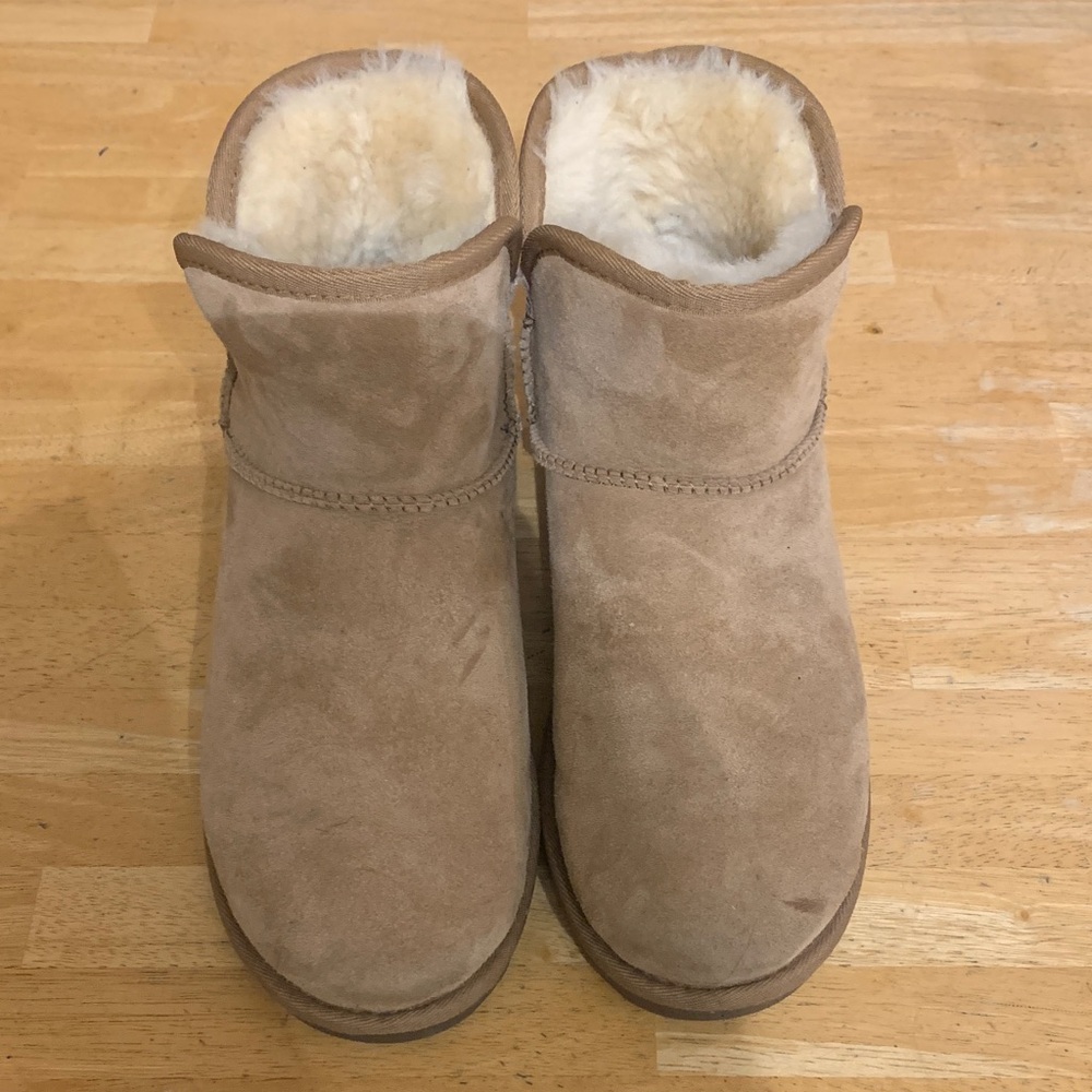Kirkland Signature Brown Ankle Booties